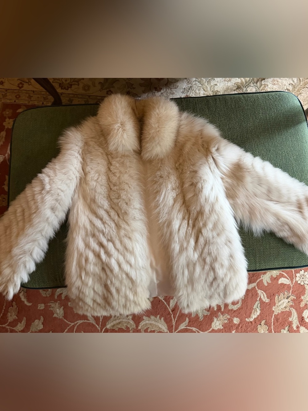 Gorgeous Saga Blue Fox Vintage Fur Coat/Jacket